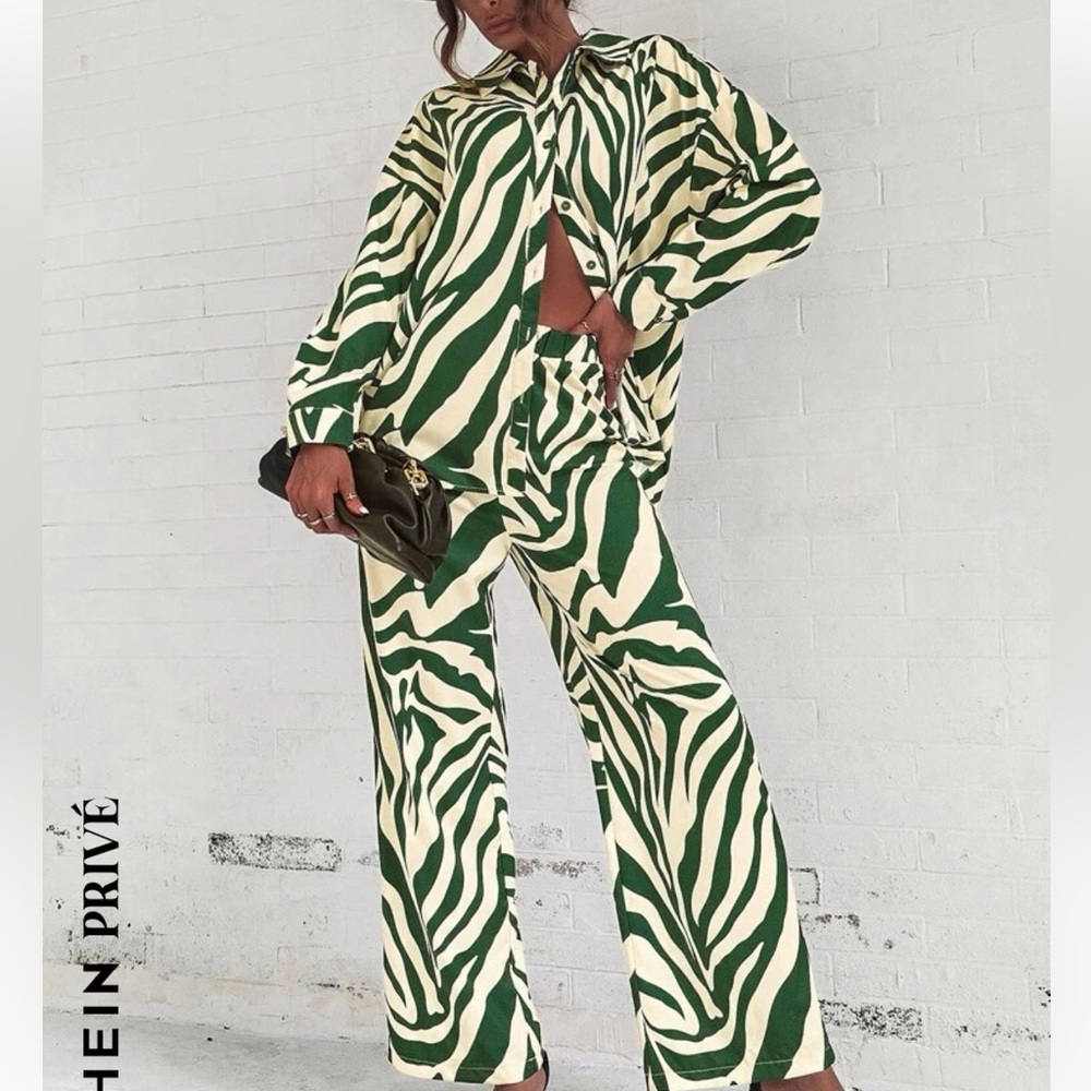 Green and white set